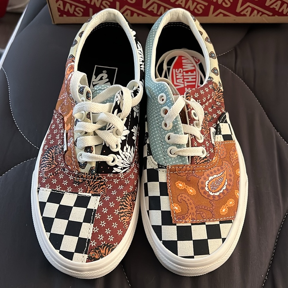 Boho Vans - Picture 2 of 2